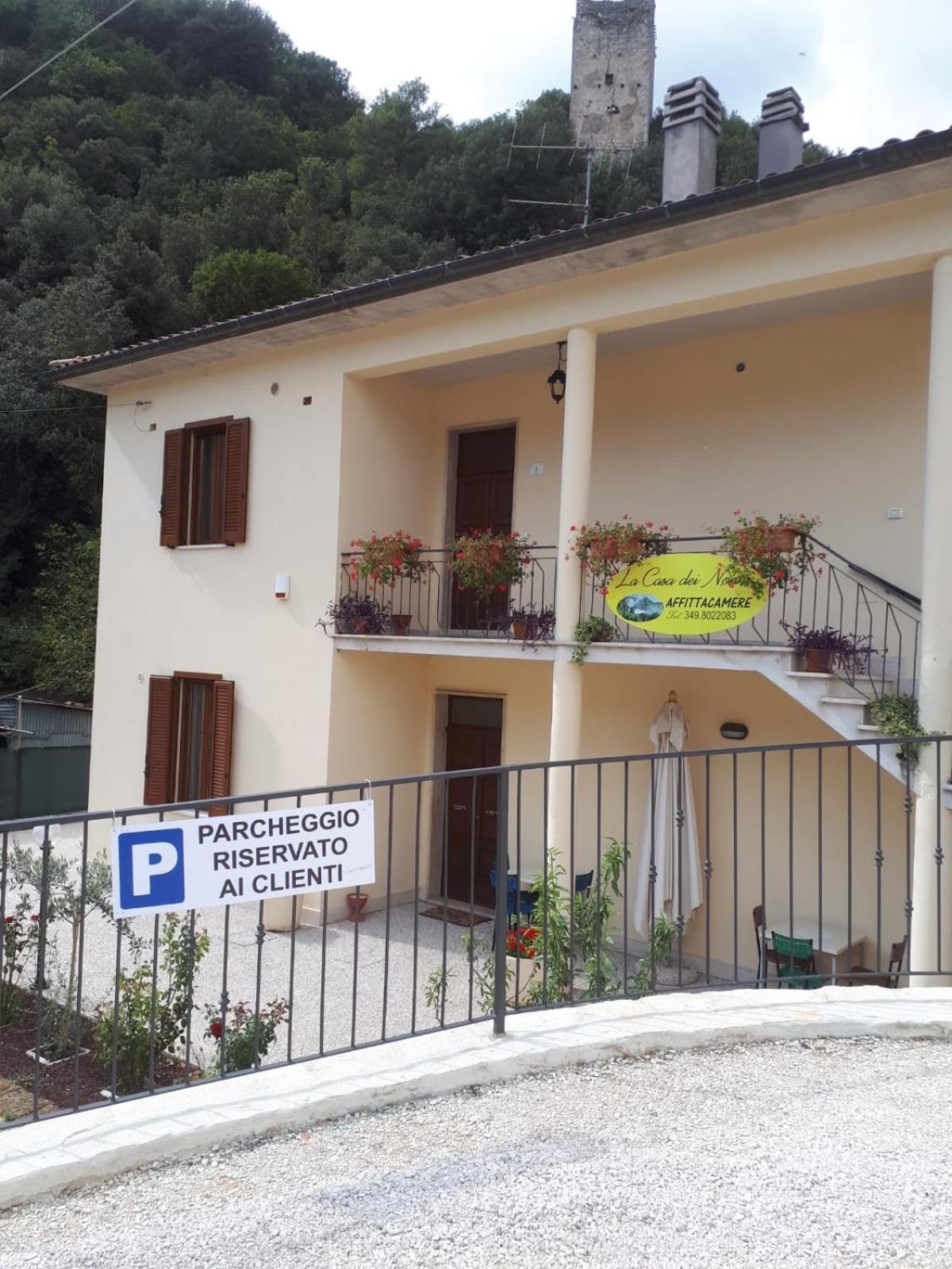 La Casa Dei Nonni Hotel Torre Orsina Luaran gambar