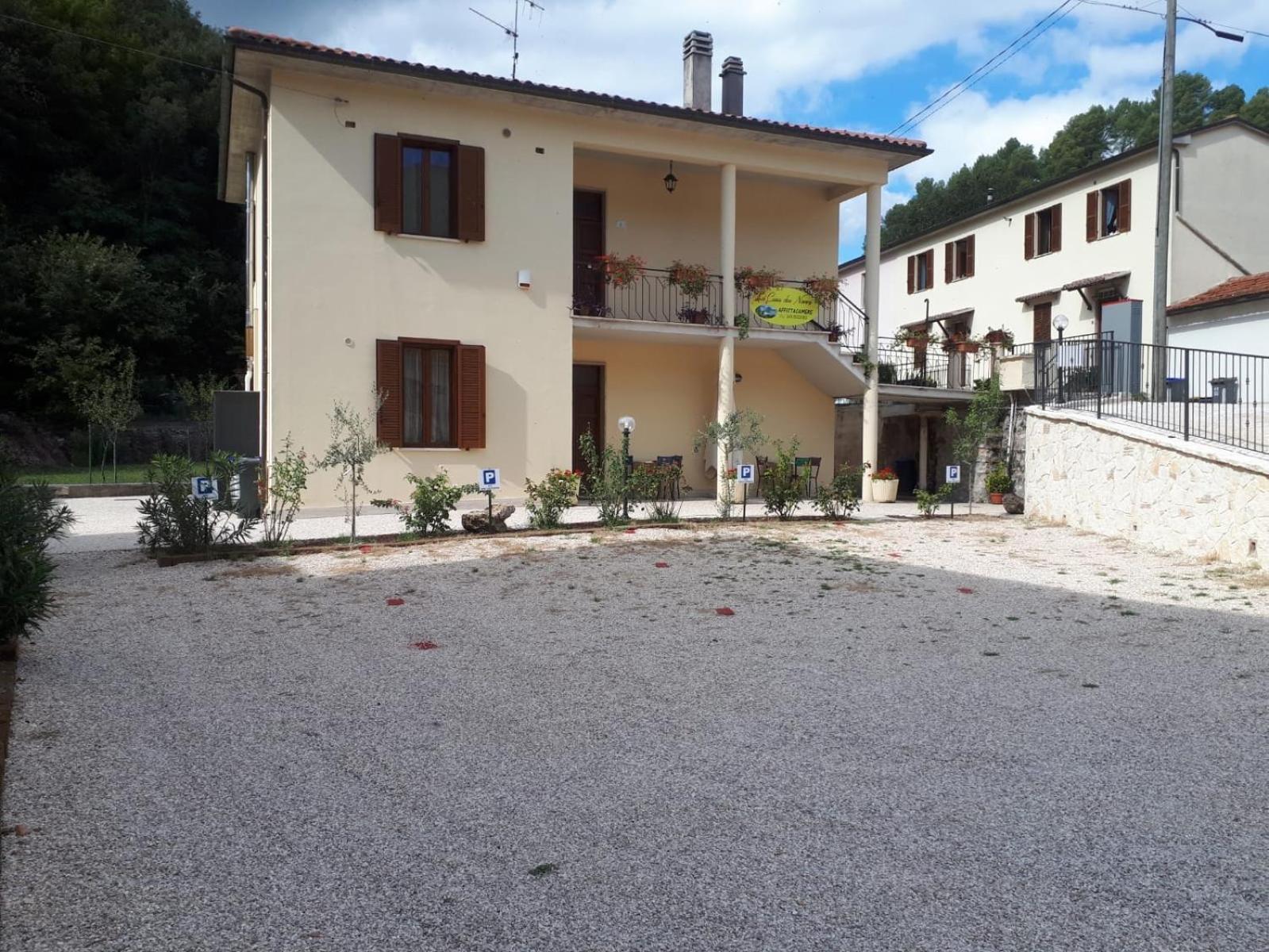 La Casa Dei Nonni Hotel Torre Orsina Luaran gambar